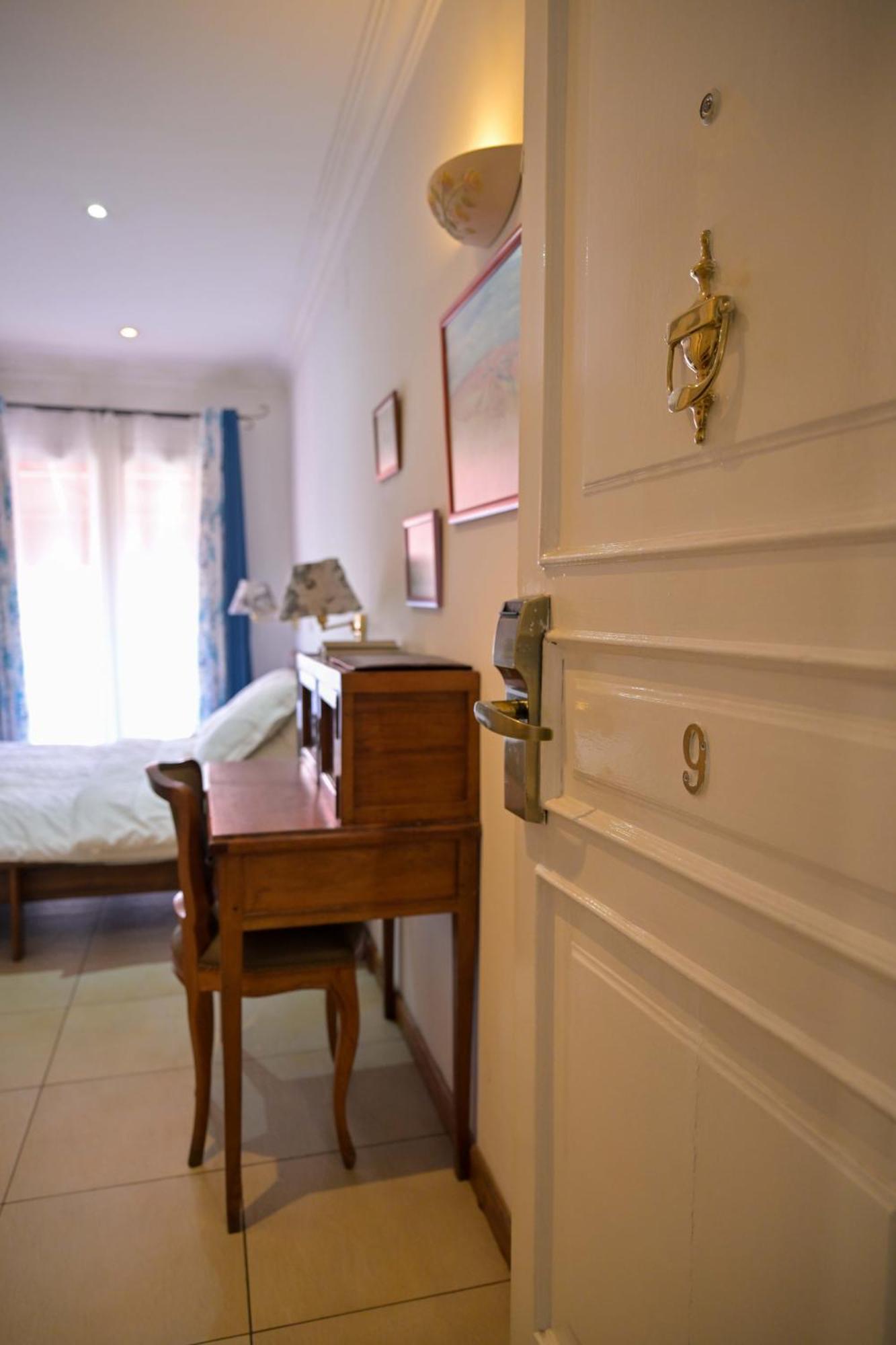 Hotel Brajas Антананариву Номер фото
