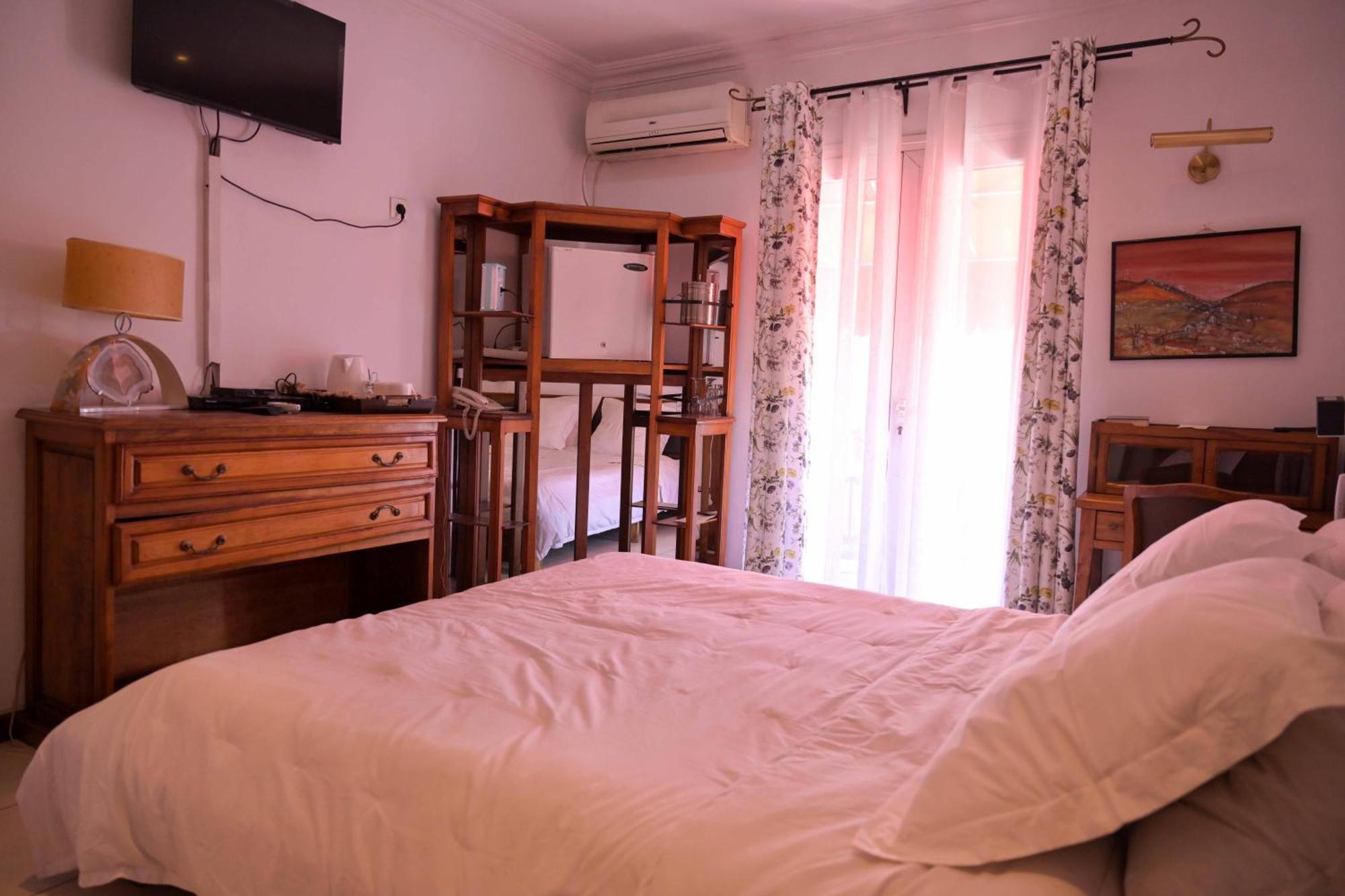 Hotel Brajas Антананариву Номер фото