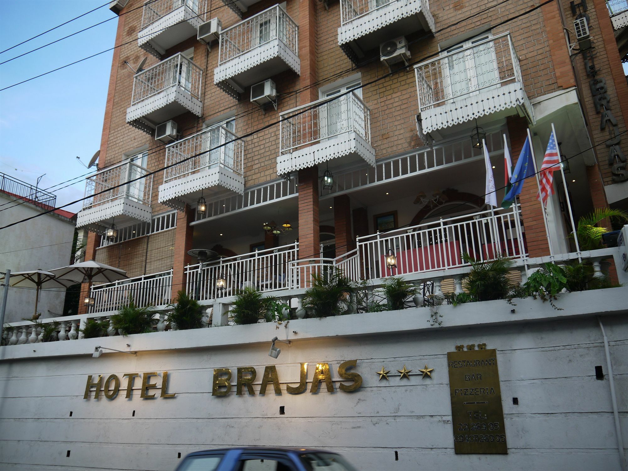 Hotel Brajas Антананариву Экстерьер фото