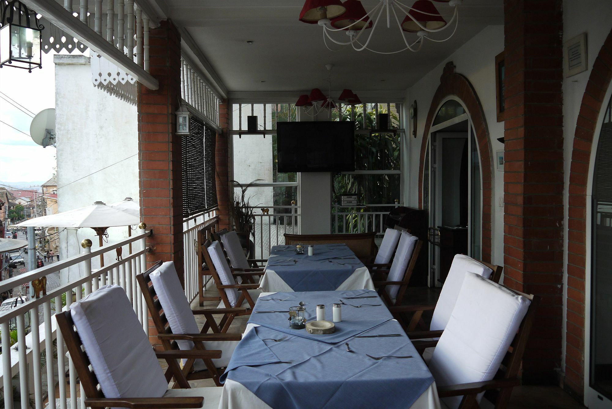 Hotel Brajas Антананариву Экстерьер фото