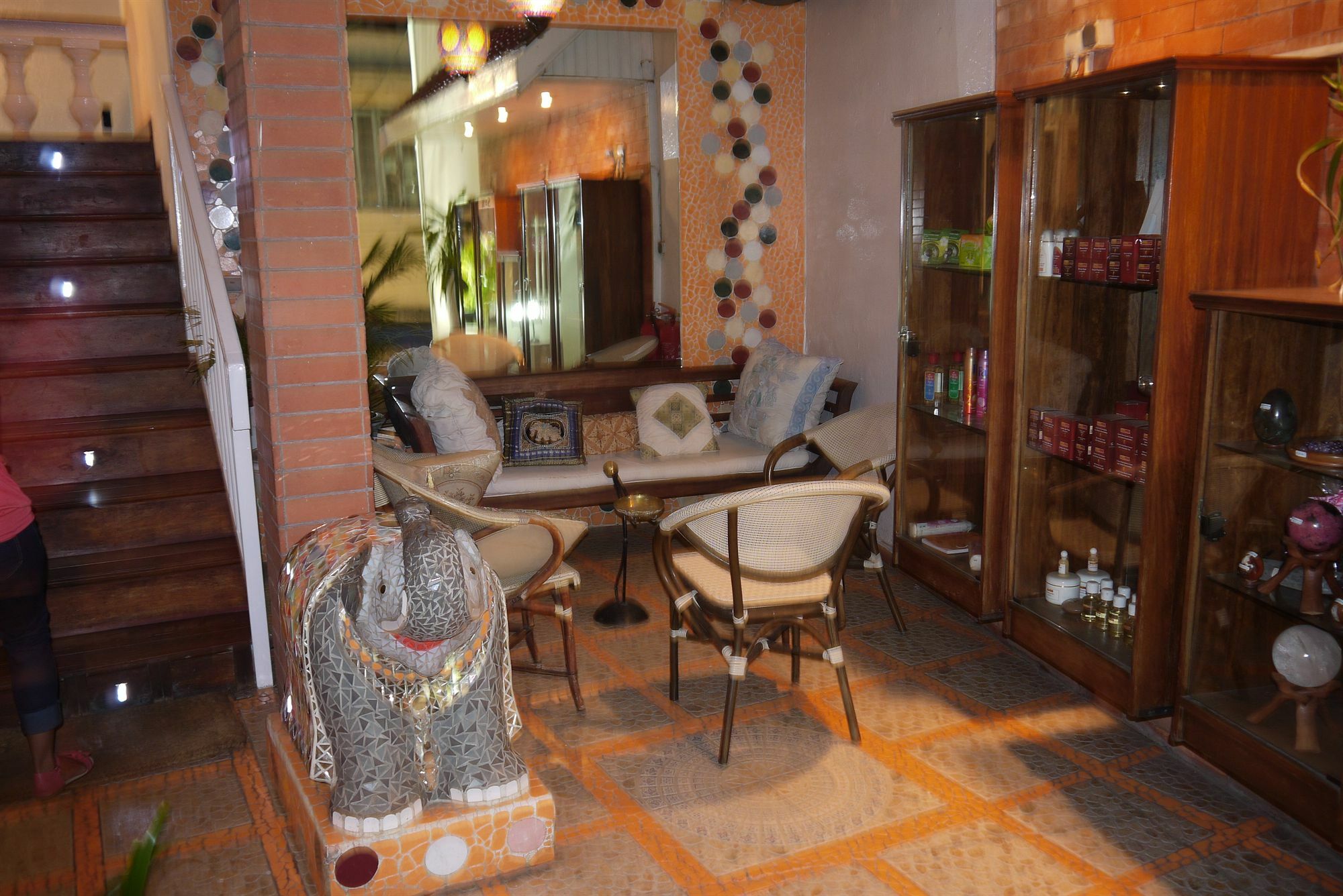 Hotel Brajas Антананариву Экстерьер фото
